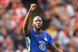 Lukaku ghi bàn, Chelsea đánh bại Arsenal