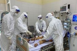 Sở Y tế TP.HCM: Số bệnh nhân COVID-19 nặng mới nhập viện giảm rất nhiều