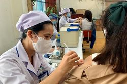 Đà Lạt sẽ tiêm vắc xin phòng Covid-19 cho học sinh trúng tuyển và sinh viên