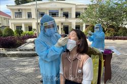 Xét nghiệm sàng lọc đợt 4 tại những vùng còn nguy cơ ở Tây Ninh