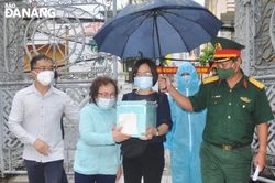 Bàn giao tro cốt bệnh nhân Covid-19 tử vong cho gia đình