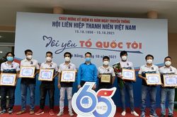 Trao giải thưởng 'Thanh niên sống đẹp' cho 65 cá nhân tiêu biểu