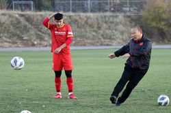 Tuyển Việt Nam: Khi thầy Park phải trông chờ vào U23 Việt Nam