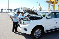 Ô tô nhập tăng hơn 2 lần trong tháng 10, xe nội có rơi vào thế bí ?