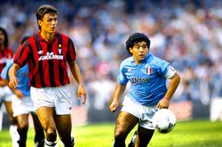 Cuộc đua song mã Milan – Napoli: Sống lại calcio thời Maradona