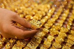 Giá vàng thế giới 2/11: Tăng trong phiên giao dịch đầu tuần