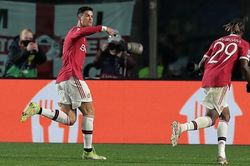Ronaldo liên tục 'giải cứu' MU: Sự sung sướng... nguy hiểm