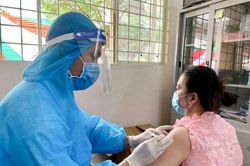 Phân bổ gần 81.000 liều vắc xin phòng Covid-19 đợt 20