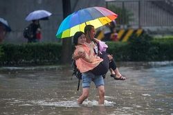 Nghiên cứu mới: Sau thiên tai, các cặp vợ chồng hạnh phúc hơn