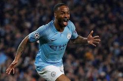 Man City: Khi 'kỳ nhân' Sterling thức giấc