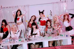 Twice được Knet khen nức mũi trong concept ảnh comeback mới: JYP nên làm việc này sớm hơn!