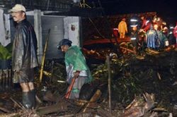 Lũ quét ở Indonesia làm ít nhất 8 người thiệt mạng