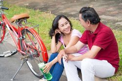 Tuổi trung niên có 3 việc không can dự, 3 khoản tiền không nên phát, 3 món nợ không nên mắc