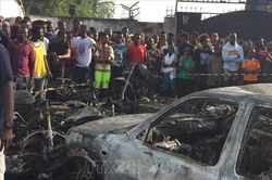 Số thương vong trong vụ nổ xe bồn tại Sierra Leone lên tới trên 200 người
