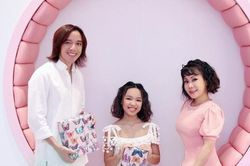 Vợ chồng Việt Hương mừng sinh nhật đầu tiên của con gái ở Việt Nam