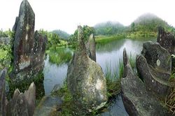 Cao Ba Lanh - Lên núi tận mắt chiêm ngưỡng 'đá đàn trời'