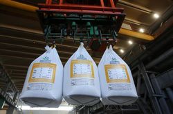 Nga giới hạn lượng phân đạm xuất khẩu, dự kiến giá phân bón thế giới tăng sốc