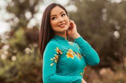 Ca sĩ Như Hảo: 'Hãy cứ khát khao, hãy cứ dại khờ'