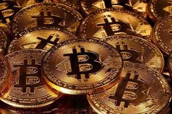 Bitcoin bất ổn, vừa lập kỷ lục lập tức lao dốc