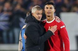 Ronaldo có thể rời MU nếu bị đá khỏi Champions League