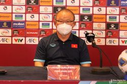 HLV Park Hang-seo: ĐT Việt Nam sẽ cố gắng ghi bàn và có điểm ở trận đấu ngày mai