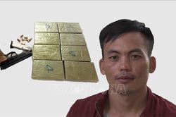 Lai Châu: Bắt quả tang đối tượng vận chuyển trái phép 8 bánh heroin