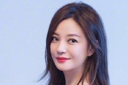 Rộ tin 'Tiểu Yến Tử' Triệu Vy tái xuất sau khi bị 'phong sát ngầm'