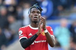 M.U chơi 'sát ván' với Pogba