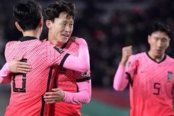 Son Heung Min vô duyên, Hàn Quốc chỉ thắng UAE 1-0