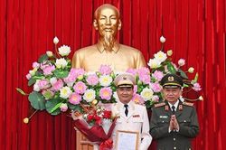 Chủ tịch nước phong hàm Trung tướng Công an nhân dân