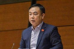 Mật phục bắt giáo viên dạy thêm: Sao lại ứng xử như thế?