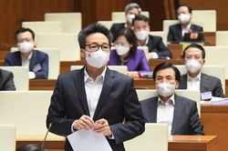 PTT Vũ Đức Đam: Không đẩy hết trách nhiệm bảo vệ người lao động cho chính quyền