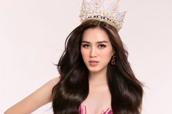 Đỗ Thị Hà mặc trang phục lấy cảm hứng từ chính tên mình tại Miss World 2021