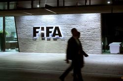 Các CLB Premier League phản đối kế hoạch tổ chức World Cup hai năm một lần