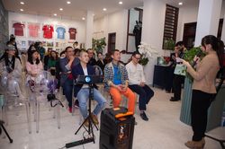 Thứ Bảy tới xưởng tôi chơi!
