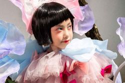 Mẫu nhí 6 tuổi Suri Quỳnh Anh hóa công chúa nhỏ giữa rừng xanh