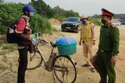 Đi xe đạp gần 2.000km từ An Giang đến Tuyên Quang tìm việc làm