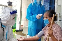 Ngày 13-11, số ca mắc Covid-19 ở TP HCM và nhiều tỉnh miền Nam giảm