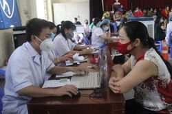 'Sống đẹp là biết cho đi'
