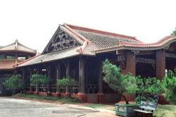 Phía sau 'đẳng cấp' của một cuộc chơi tận diệt