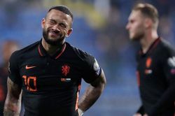 Bị Montenegro cầm hòa đáng tiếc, Hà Lan vẫn phải chờ vé dự World Cup