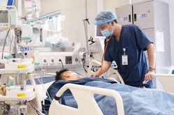 Trẻ 15 tuổi bị ngộ độc cần sa