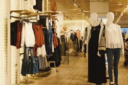 Thay đổi để tồn tại và phát triển