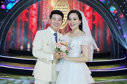 Việt Tú 'kết đôi' Huyền Trang trong MV mùa cưới