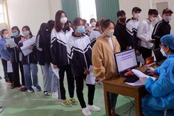 Hà Nam triển khai tiêm vaccine phòng COVID-19 cho trẻ em từ 15-17 tuổi