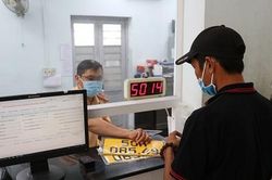 Hơn 47.000 xe đăng ký kinh doanh vận tải chưa thực hiện thủ tục đổi biển số vàng