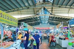 Chợ an toàn 'lên ngôi'