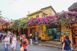 Hai Di sản Văn hóa thế giới phố cổ Hội An và Mỹ Sơn mở cửa đón khách