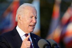 Tổng thống Mỹ Biden ký dự luật cơ sở hạ tầng trị giá 1.200 tỷ USD