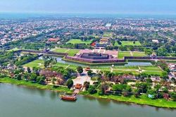 Để Huế kịp thời 'cứu' di sản